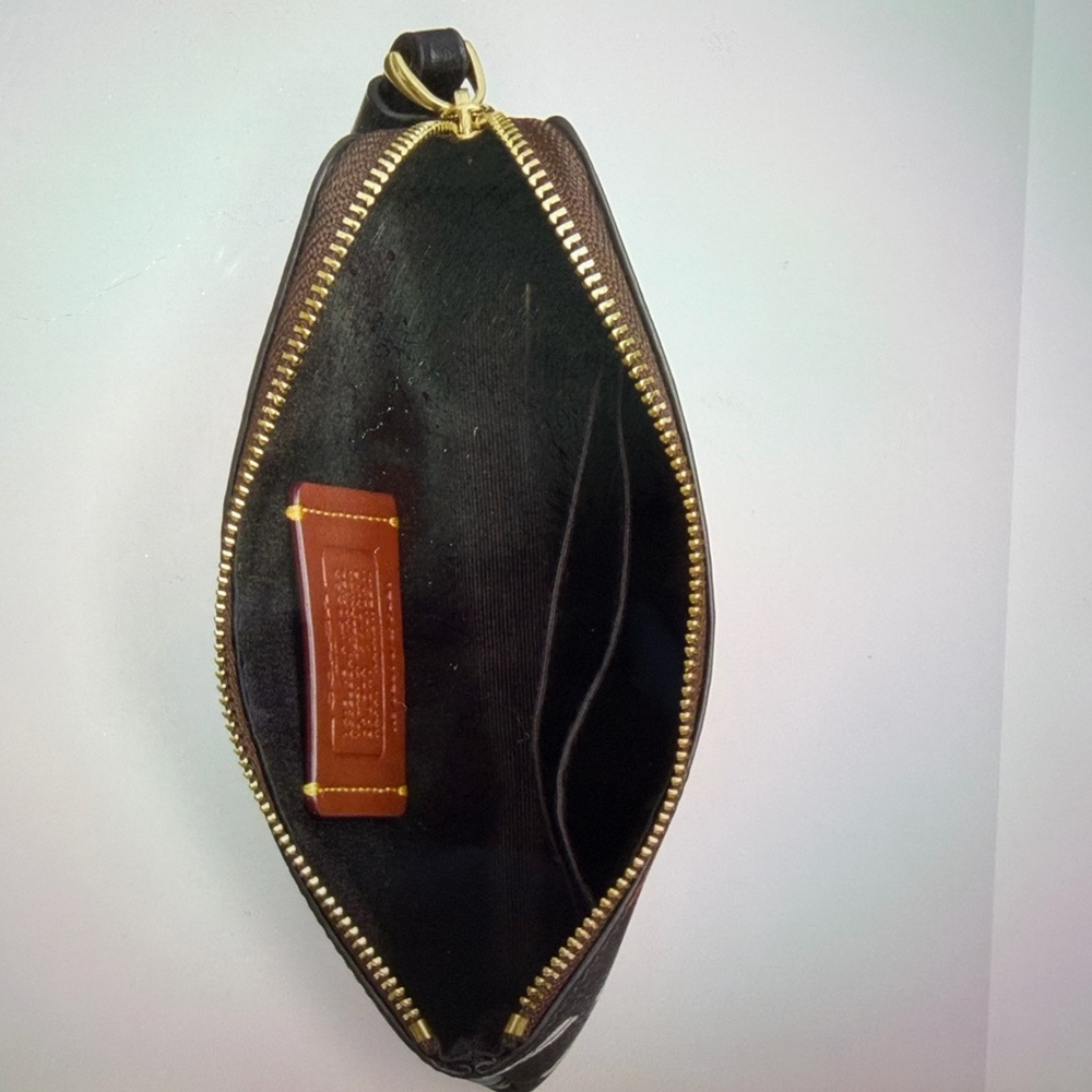 π»ππ» COACH CORNER ZIP WRISTLET IN SIGNATURE CANVAS WITH HALLOWEEN PRINT π»ππ» NWT π» - Picture 15 of 16